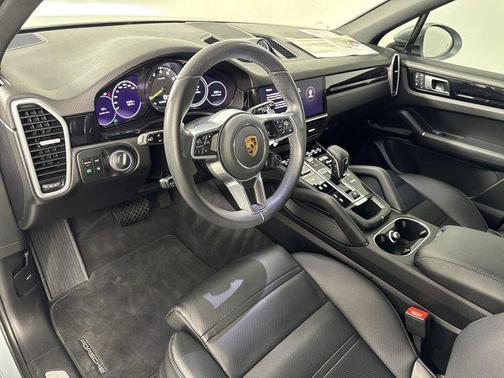 2023 Porsche Cayenne E-Hybrid S