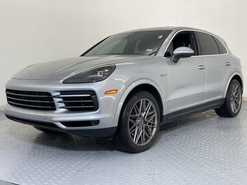 2023 Porsche Cayenne E-Hybrid S