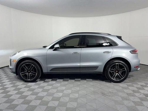 2021 Porsche Macan AWD