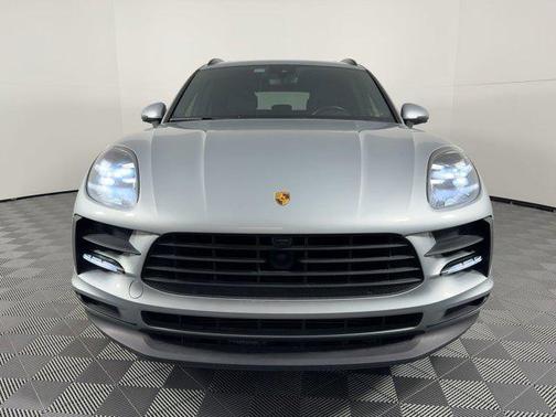 2021 Porsche Macan AWD