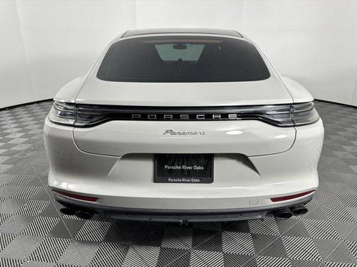 2022 Porsche Panamera Platinum Edition