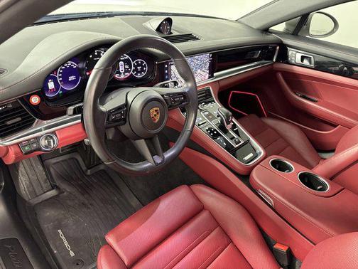 2022 Porsche Panamera Platinum Edition