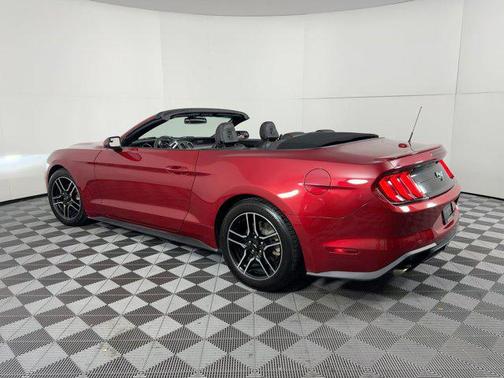 2020 Ford Mustang EcoBoost