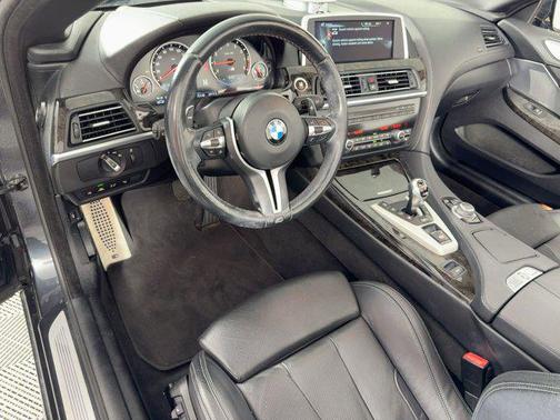 Space Gray Metallic 2014 BMW M6 Base