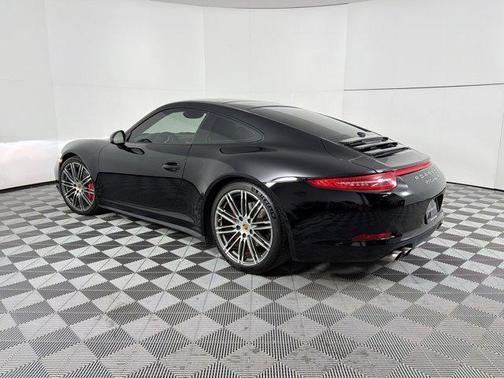 Black 2015 Porsche 911 Carrera 4S