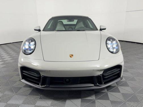 2026 Porsche 911 Carrera 4S