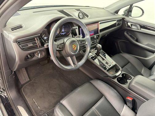 Jet Black Metallic 2023 Porsche Macan Macan S