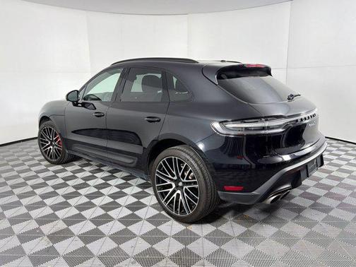Jet Black Metallic 2023 Porsche Macan Macan S