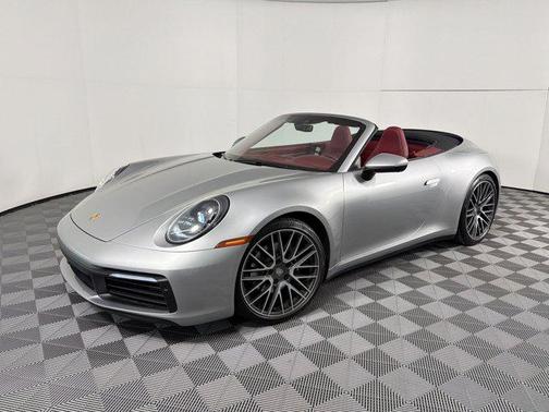 2022 Porsche 911 Carrera