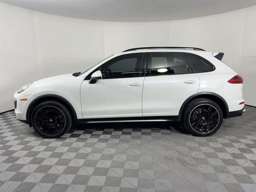 2016 Porsche Cayenne S