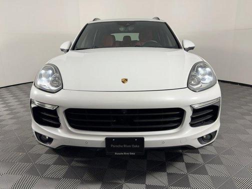 2016 Porsche Cayenne S