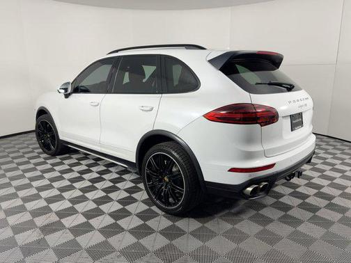 2016 Porsche Cayenne S