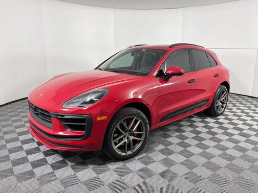 2022 Porsche Macan S