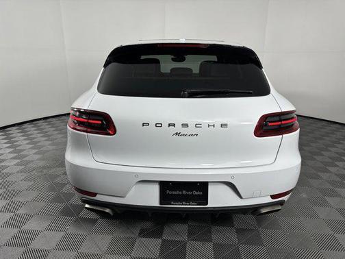 2018 Porsche Macan AWD