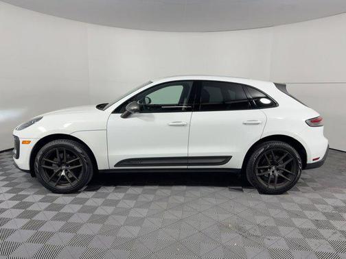 2024 Porsche Macan T