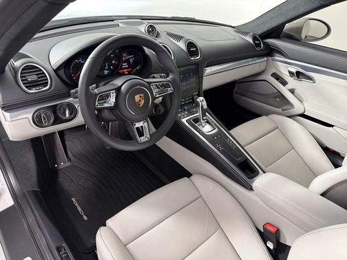 Chalk 2025 Porsche 718 Cayman GTS 4.0