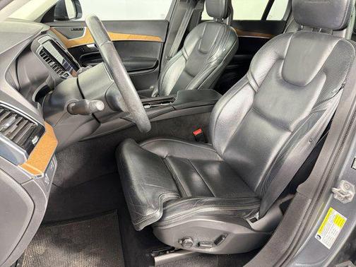 Osmium Grey Metallic 2018 Volvo XC90 T6 Inscription