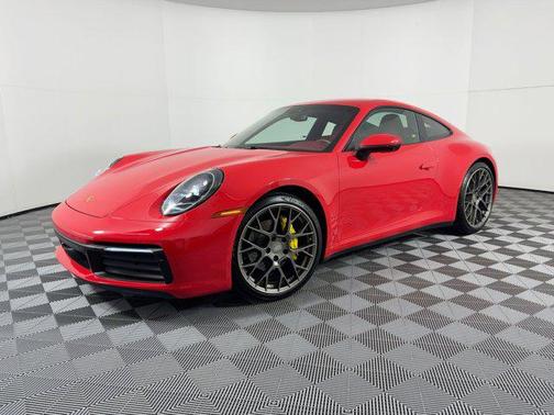 2022 Porsche 911 Carrera