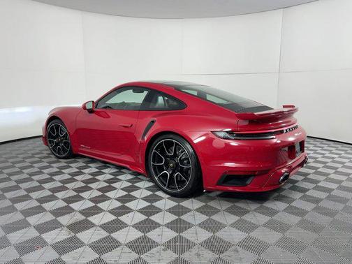 2025 Porsche 911 Turbo