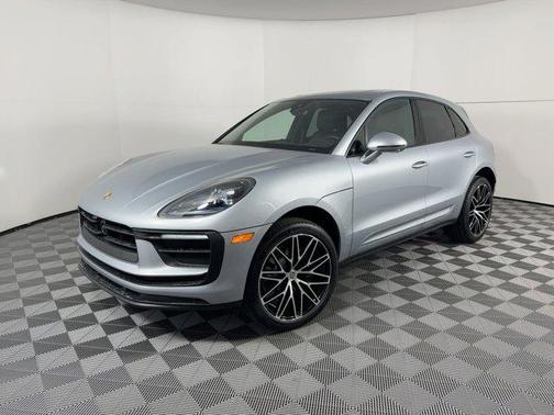 2026 Porsche Macan AWD