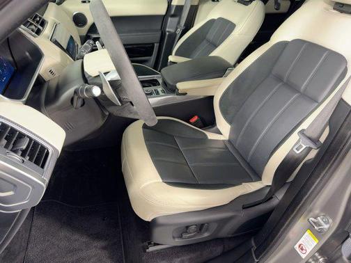 2022 Land Rover Range Rover Sport HST MHEV