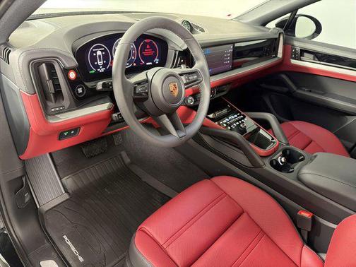 Chromite Black Metallic 2026 Porsche Cayenne Cayenne