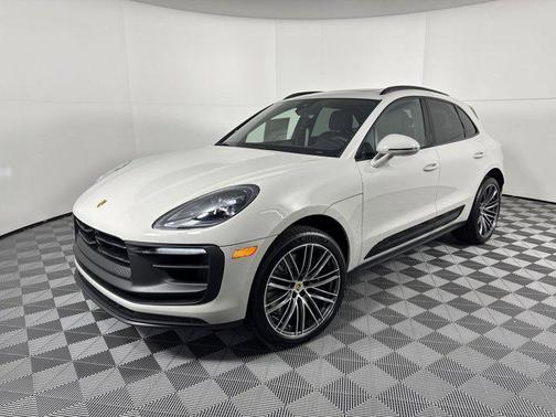 2025 Porsche Macan GTS