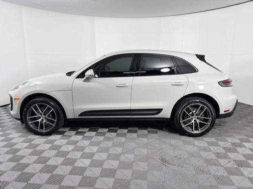 Chalk 2026 Porsche Macan Macan