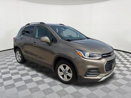 Stone Gray Metallic 2021 Chevrolet Trax LT