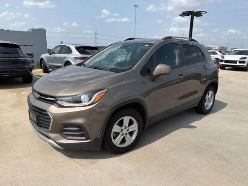 Stone Gray Metallic 2021 Chevrolet Trax LT