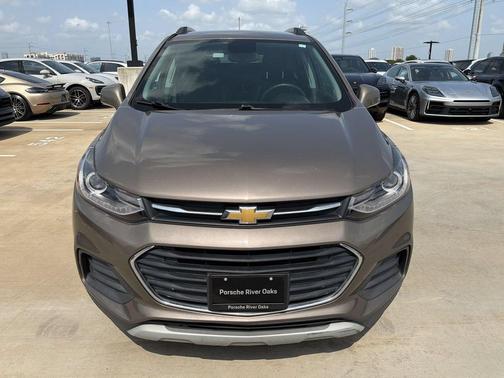Stone Gray Metallic 2021 Chevrolet Trax LT