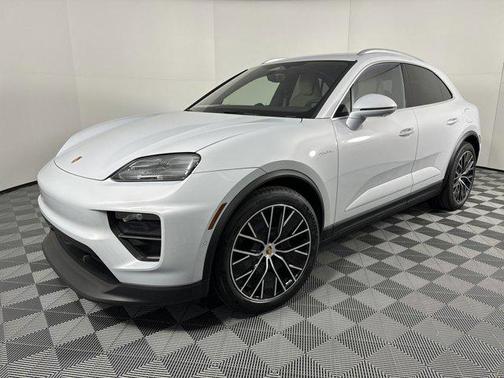 2025 Porsche Macan Electric