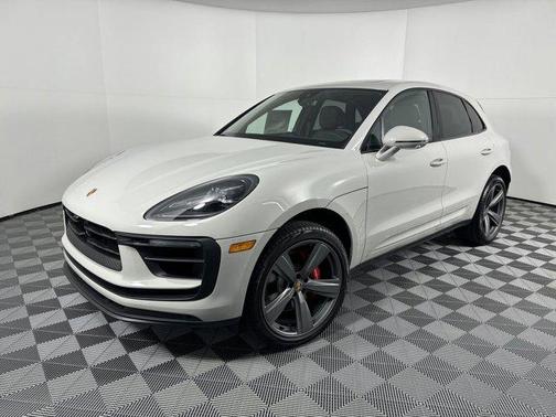 Chalk 2025 Porsche Macan Macan