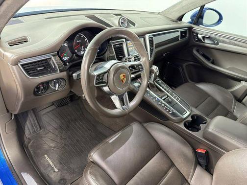 2015 Porsche Macan Macan Turbo