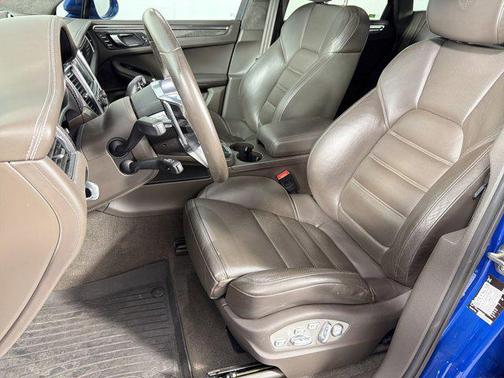 2015 Porsche Macan Macan Turbo