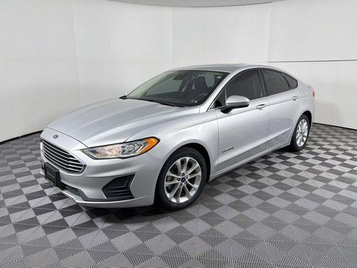 2019 Ford Fusion Hybrid SE