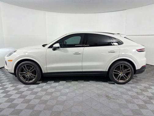 Chalk 2021 Porsche Cayenne Cayenne