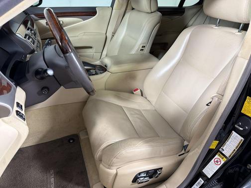 Obsidian 2013 Lexus LS 460 Base