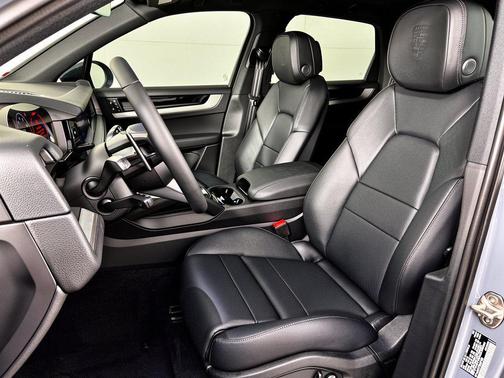 Arctic Grey 2026 Porsche Cayenne Cayenne