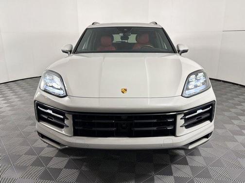 2024 Porsche Cayenne S
