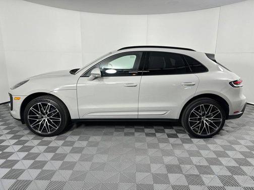 Chalk 2025 Porsche Macan Macan