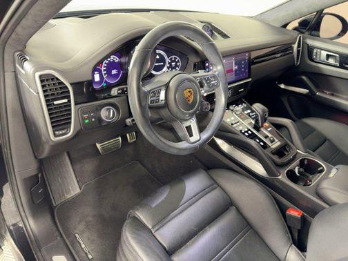 2022 Porsche Cayenne Cayenne Turbo S E-Hybrid