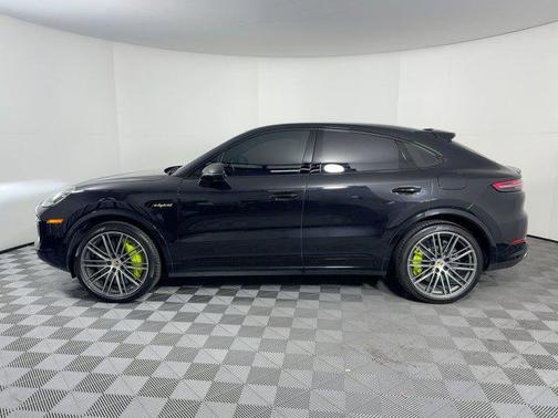 2022 Porsche Cayenne Cayenne Turbo S E-Hybrid