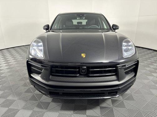 2025 Porsche Macan GTS