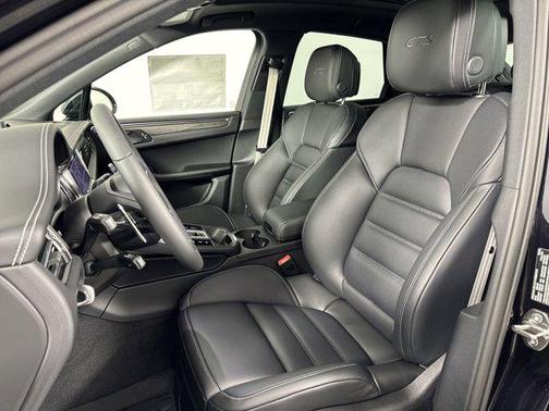 2025 Porsche Macan GTS
