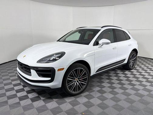 Carrara White Metallic 2023 Porsche Macan S