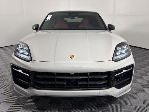 Chalk 2026 Porsche Cayenne GTS