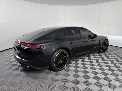 Jet Black Metallic 2023 Porsche Panamera Platinum Edition