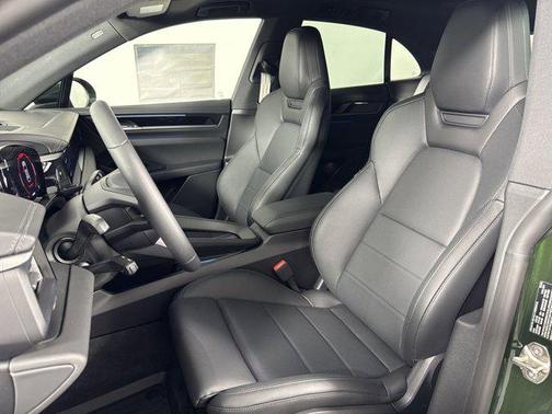 2025 Porsche Macan Electric