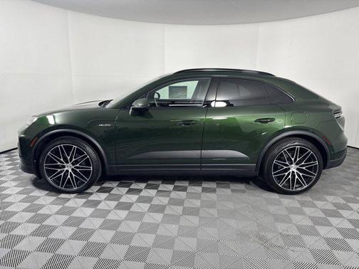 2025 Porsche Macan Electric